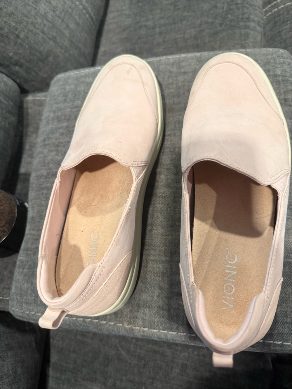 Vionic Women's Slip-On Sneakers in Light Pink